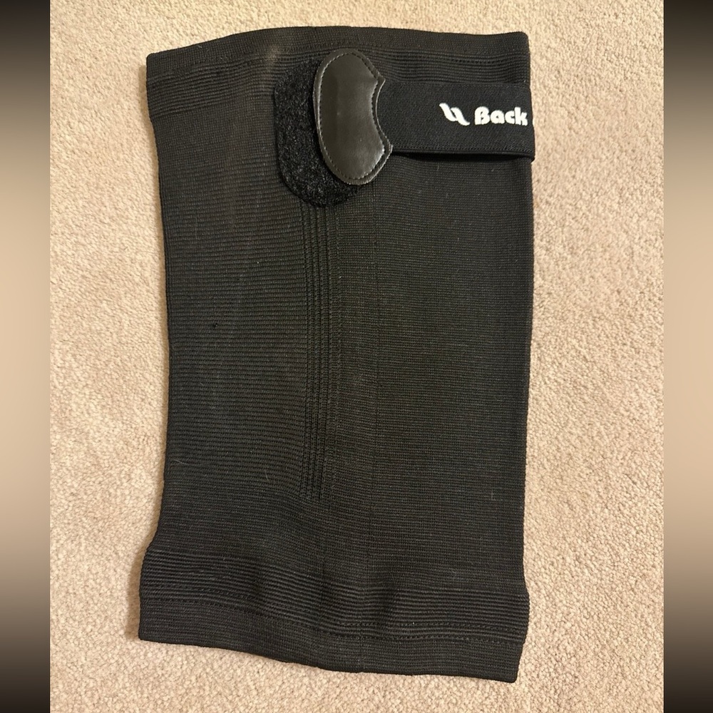 Back On Track Knee Brace with strap XXL